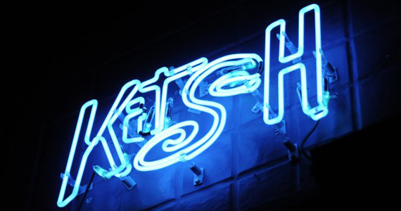 Acontece no sábado a comemoração de 2 anos da Festa Carroussel na Kitsch