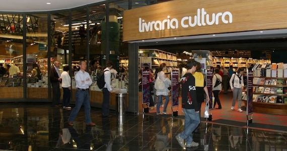 Livraria Cultura do Bourbon Shopping apresenta o infantil Cabral Respirou Mal no Risadaria 2015