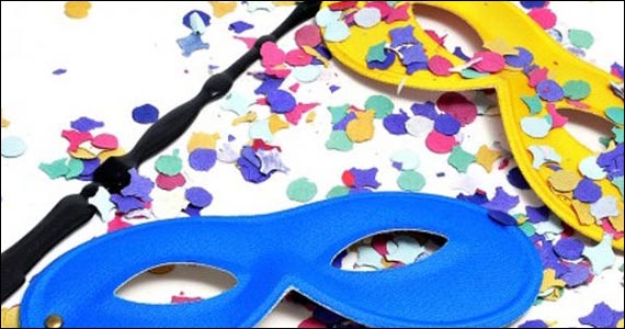 Bloco Banda Deco agita os foliões no bairro do Butantã neste domingo Bloco Banda Deco agita os foliões no bairro do Butantã neste domingo