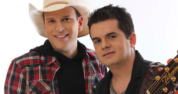 Matheus Minas & Leandro se apresentam no Adega Original Bar na quinta-feira