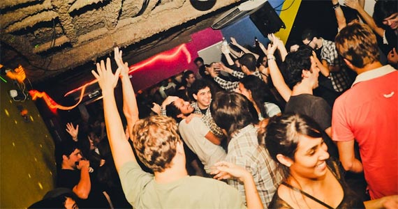 Neu Club recebe a festa Cosmopolish com line up especial Festa Cosmopolish com line up e set list incríveis na Neu Club