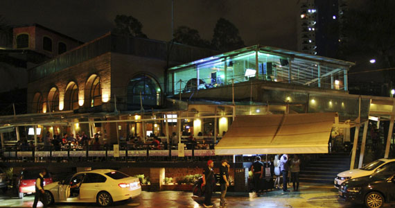 Transmissão do jogo do Brasil com Open Bar e Open Food no North Beer Transmissão do jogo do Brasil com Open Bar e Open Food no North Beer