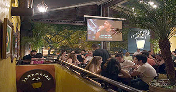 Padroeiro Bar oferece Happy Hour com comidas e bebidas típicas Padroeiro Bar oferece Happy Hour com comidas e bebidas típicas