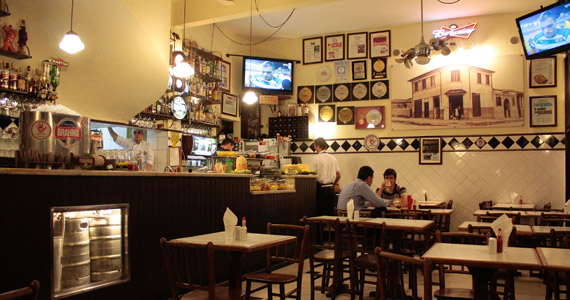 Pompéia Bar oferece no sábado Buffet Completo de Feijoada