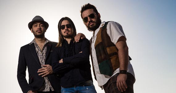 Na Mata Café apresenta show de lançamento do CD da Banda Republique du Salem e participação de Marc Ford