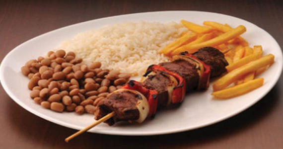 Santo Grelhado oferece várias opções de lanches e culinária típica para a região Sul