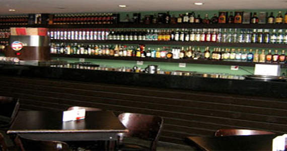 Happy Hour no Santuário Bar é acompanhado por chopp e muita música