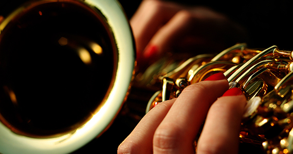 Sesc Campinas recebe show de Bia Clemente e Mateus Soares na quarta-feira