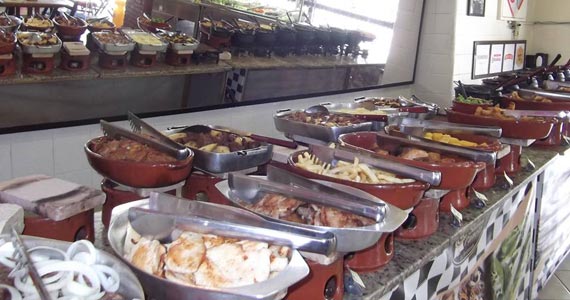 Santa Panela oferece Espetinhos Paulista e outros pratos na Segunda Feira Eventos BaresSP 570x300 imagem