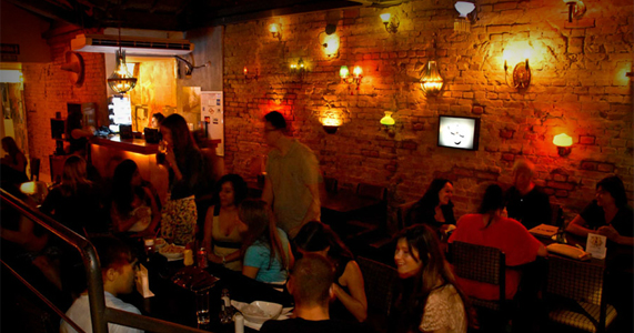 Pocket House! anima a noite de sábado no Bar Squat com Julião e Manchinha