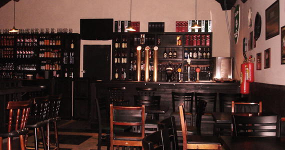 Antonoff Blues Band com muito pop rock nesta quarta-feira no St. Johns Irish Pub