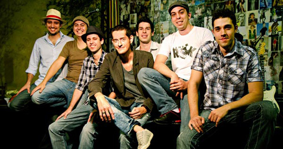 Dona Duda, Augusto Swing e integrantes de outros grupos se apresentam em noite de samba-rock