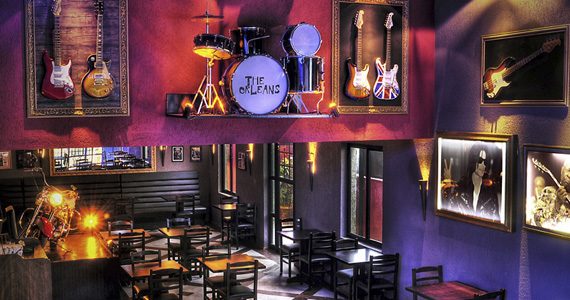 The Orleans entra no clima de Madri Gras e traz Ambervision + Funfarra