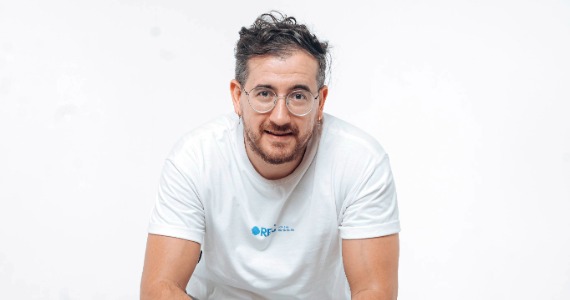 Afonso Padilha estreia novo solo no Teatro J. Safra em setembro Afonso Padilha estreia novo solo no Teatro J. Safra em setembro