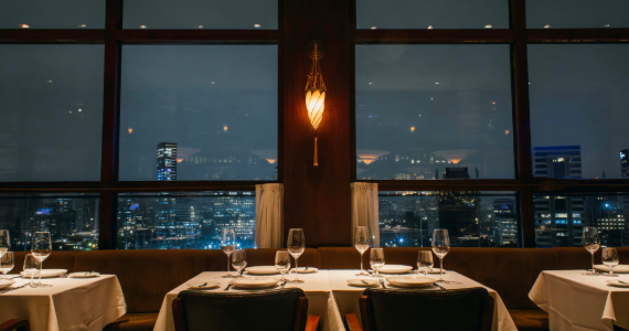 BaresSP Bistrot Parigi aposta em clássico francês para celebrar o Dia dos Namorados