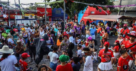 BaresSP Cordão das Amoxtradas faz ensaio aberto em Parelheiros