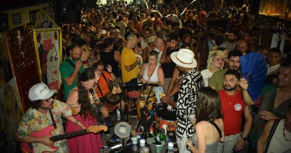 BaresSP Bloco Gal Total homenageia Gal Costa na Vila Itororó