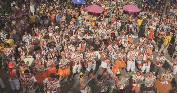 Carnaval 2018 com Bloco do Síndico agitando os foliões na Praça Edgard Hermelino Leite Carnaval 2018 com Bloco do Síndico agitando os foliões na Praça Edgard Hermelino Leite