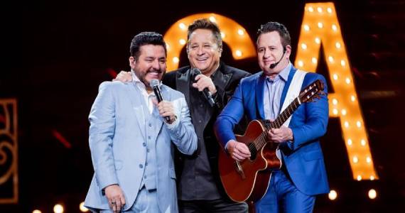 Cabaré em São Paulo: Turnê de despedida de Leonardo e Bruno & Marrone no Pacaembu