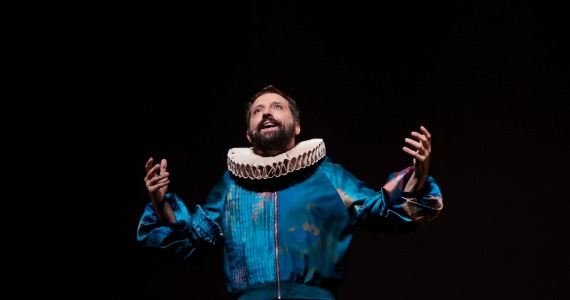 Gregorio Duvivier apresenta “O Céu da Língua” no Espaço Unimed