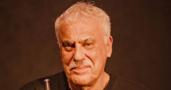 Danilo Caymmi volta aos anos 70 com sua discografia Danilo Caymmi volta aos anos 70 com sua discografia