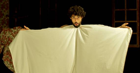 Espetáculo solo do ator e palhaço Alexandre Souza estreia com temporada gratuita em São Paulo