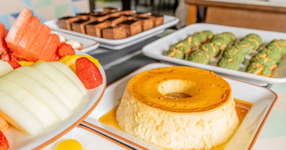 Dinho’s serve bufê especial e música ao vivo no Dia dos Pais