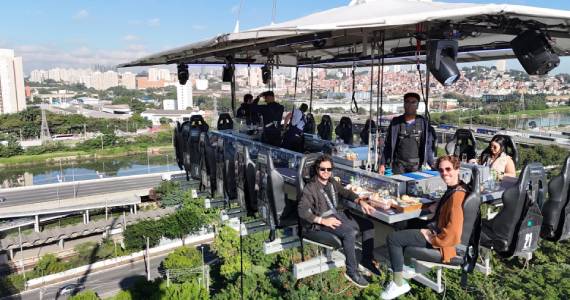 Dinner in the Sky no Parque Villa Lobos São Paulo