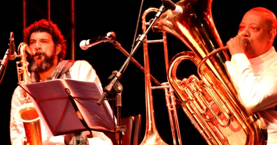 Dueto 2x4 leva diálogo entre sopros ao Sesc Santo Amaro