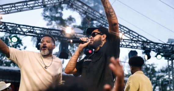 Com presença do público, Emicida grava novo clipe de música