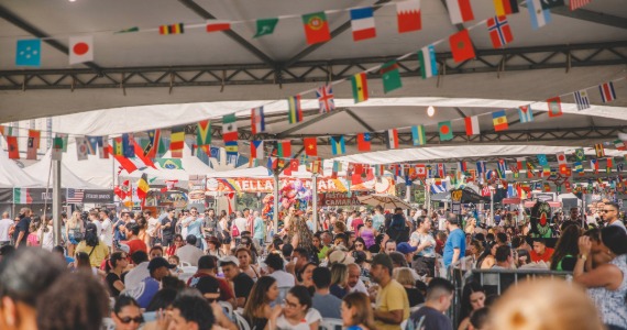 Festival Comidas do Mundo   Camarão e Acarajé agita SP
