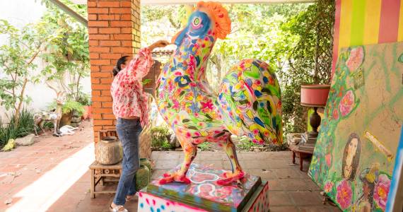Avenida Paulista recebe esculturas gigantes do 'Galo Gaulês' em exposição a céu aberto