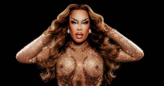 Gloria Groove celebra 10 anos de carreira no comando do Bloco Agrada Gregos no Ibirapuera