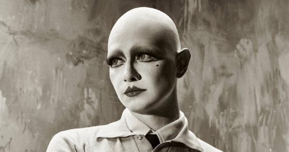 Ivana Wonder e Simone Mazzer recriam clássico de Vanusa no Sesc 24 de Maio