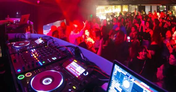 Festa Krypton Remember: O Retorno aos Anos 90 no Le Club SP