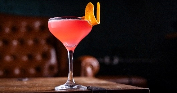 Lupe Bar propõe jantar de seis tempos com brasilidades no Dia dos Namorados Lupe Bar propõe jantar de seis tempos com brasilidades no Dia dos Namorados