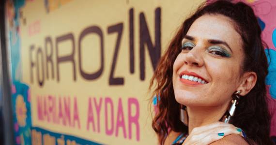 Bloco Forrozin, com Mariana Aydar, começa o Carnaval Pipoca 2026