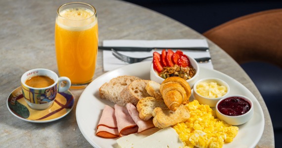 Oliva Café celebra Dia dos Pais com brunch especial em Moema