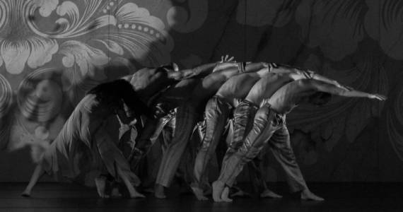 Espetáculo Paris: Studio3 Cia de Dança na Estação Motiva Cultural