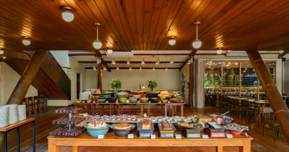 Praça São Lourenço celebra o Dia dos Pais com buffet especial