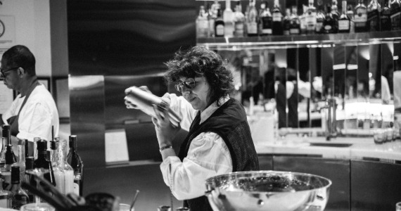 Terraço Notiê promove noite de coquetelaria em três atos Terraço Notiê promove noite de coquetelaria em três atos