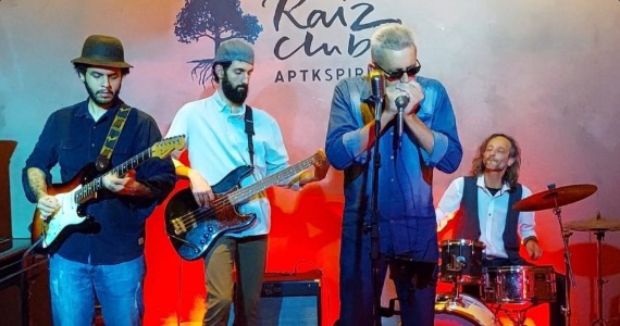 Alex Dupas leva show Alex Dupas leva show