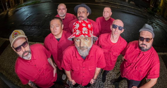 Skamoondongos celebra 30 anos com show especial no Sesc Santo Amaro