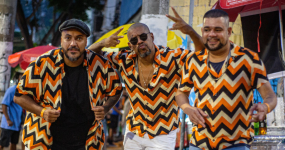 Trio Vadio celebra samba e pagode dos anos 90 em SP