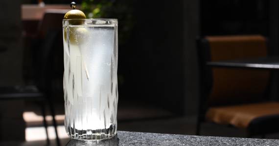 Alta Coquetelaria no Zena: Guest Bartender com Benício Calaça