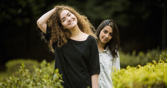 Cine Joia apresenta show de lançamento do disco de estreia do duo Anavitória