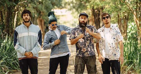 SOL Beach Lounge anima praia de Juquehy com a banda Hotelo SOL Beach Lounge anima praia de Juquehy com a banda Hotelo