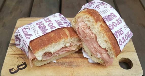 Dia do Sanduíche no Restaurante Basilicata