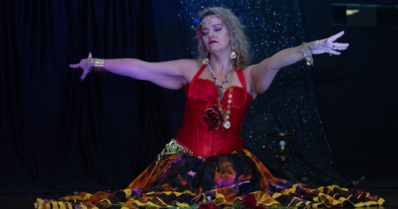 Bazar das Bruxas no Club Homs