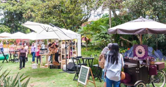 Bazar da Cidade une lazer, gastronomia, e compras de presentes de Natal